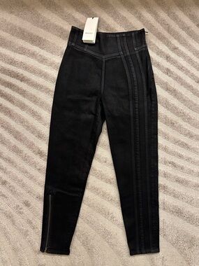 Gucci Black Denim Jeans with Gold-Tone Zipper